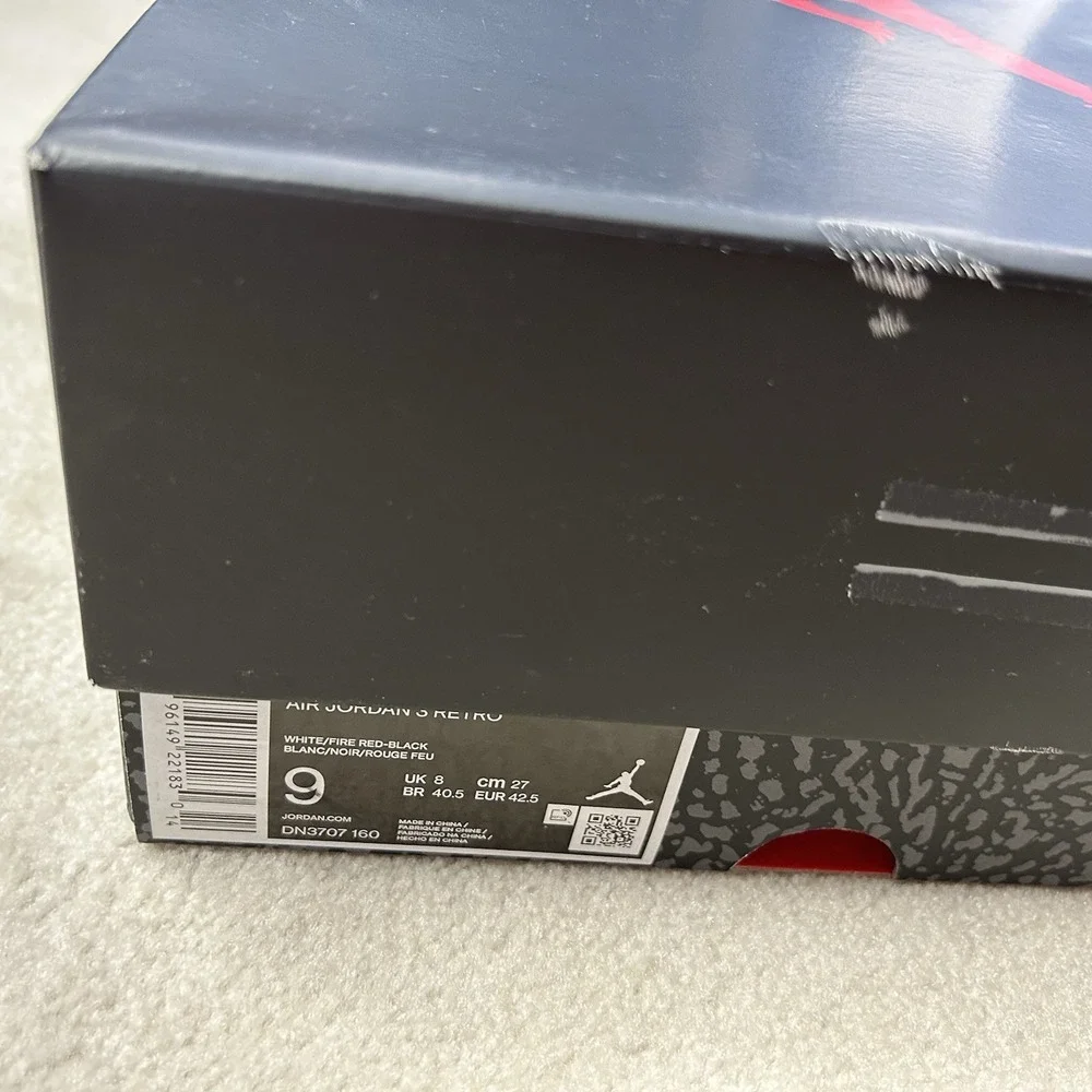 Nike Air Jordan Retro 4 Men's 9 Red Cement Sneaker DN6927 161 Shoes Worn Once